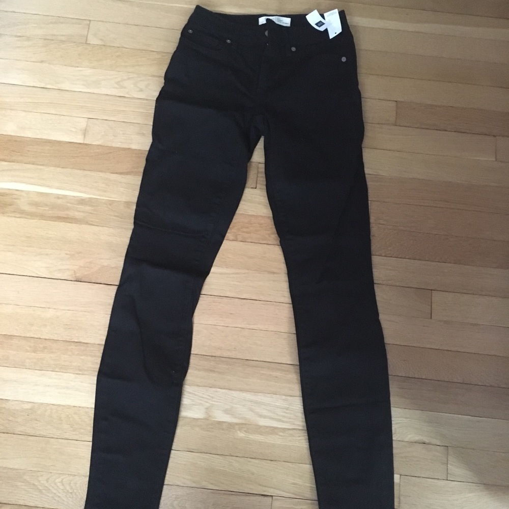 NWT Gap Curvy True Skinny black jeans sz 27T